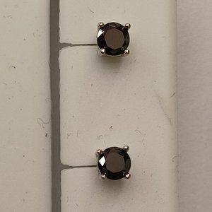925 Sterling Silver Stud Earring